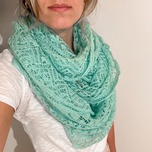 NWOT | GRACE & LACE Teal Lightweight Knit Infinity Scarf